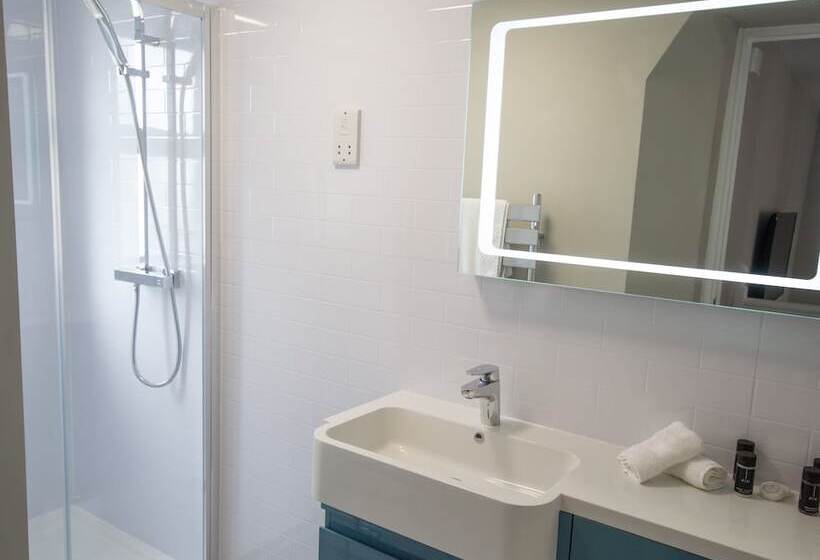 فندق Seaspray Rooms