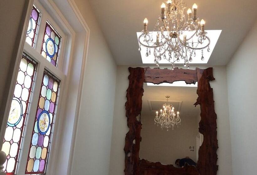 فندق Seaspray Rooms