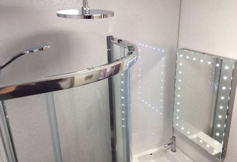 فندق Seaspray Rooms