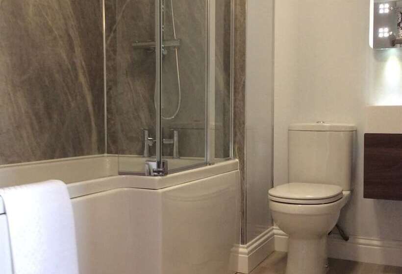 فندق Seaspray Rooms