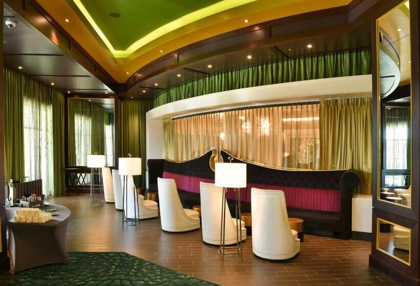 فندق The Guest House At Graceland