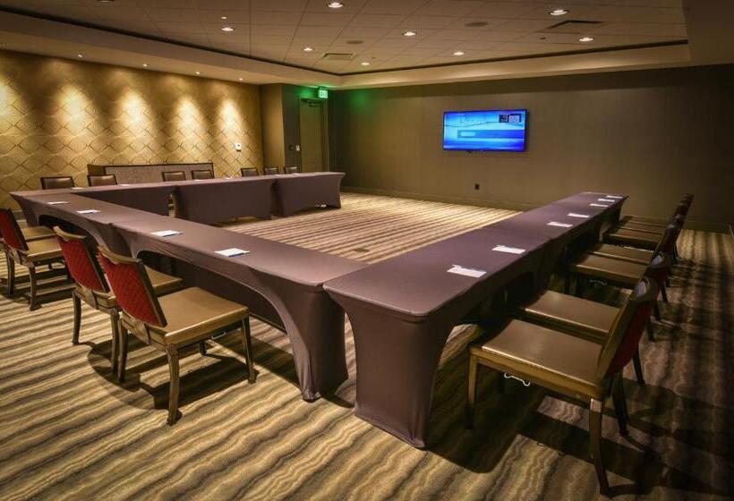 فندق The Guest House At Graceland