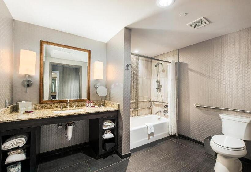 فندق The Guest House At Graceland