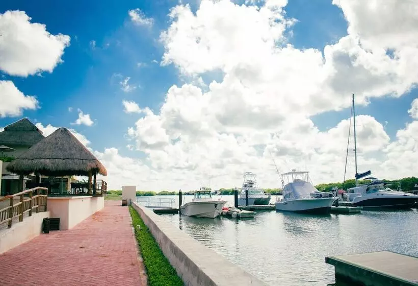 ホテル Villas Grand Marina Kinuh