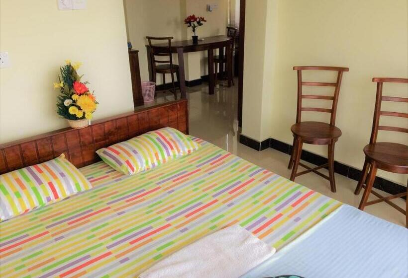 פנסיון Romeo And Juliet Guest House