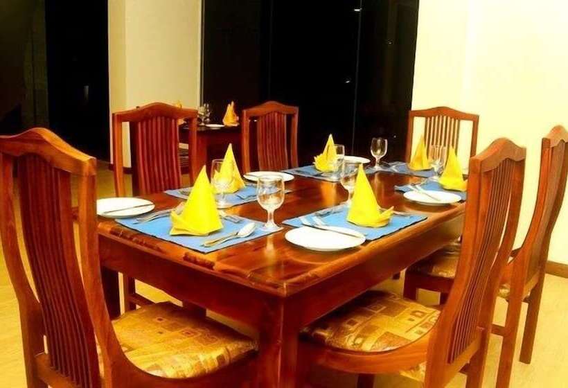 פנסיון Silver Dew