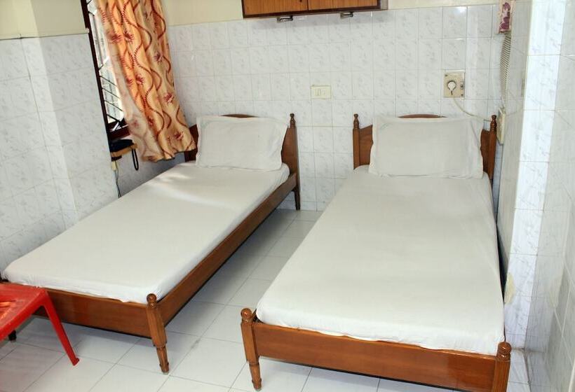 بنسيون Thangam Balaji Guest House Near Us Consulate
