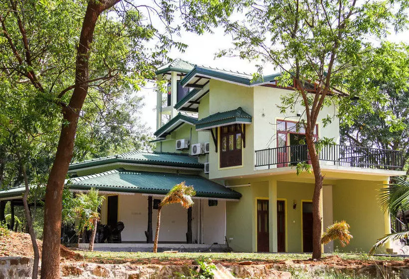 Majatalo Yala Way Hide Resort