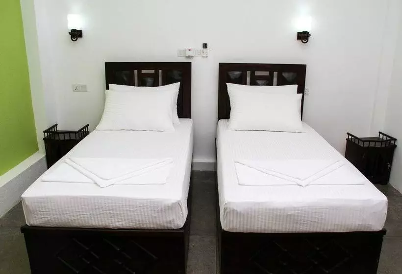 Majatalo Yala Way Hide Resort