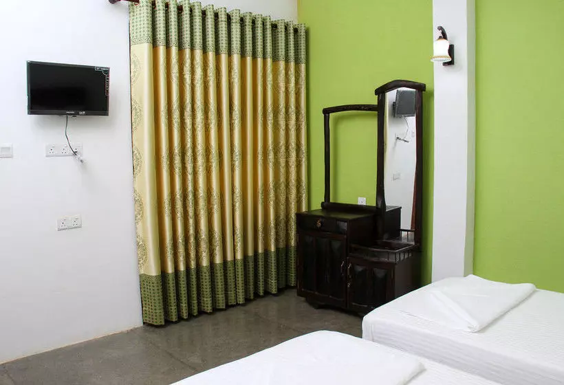 Majatalo Yala Way Hide Resort