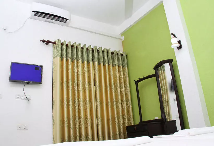 Majatalo Yala Way Hide Resort