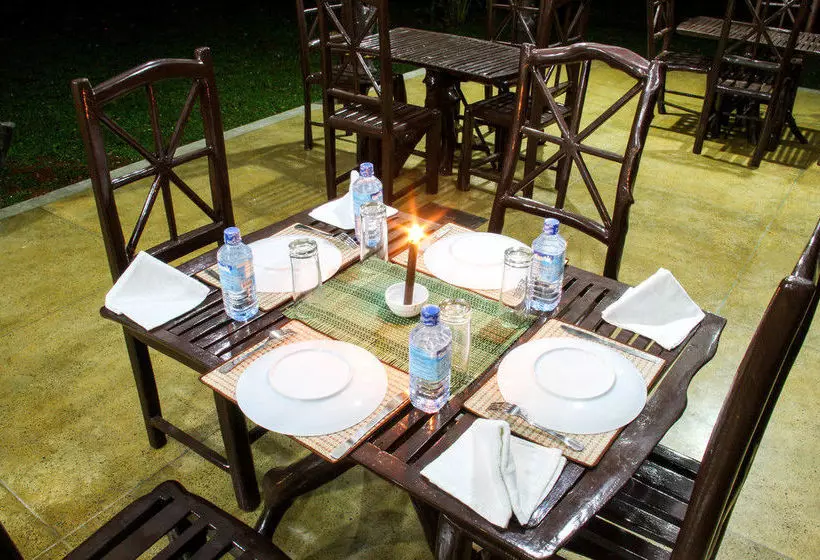 Majatalo Yala Way Hide Resort