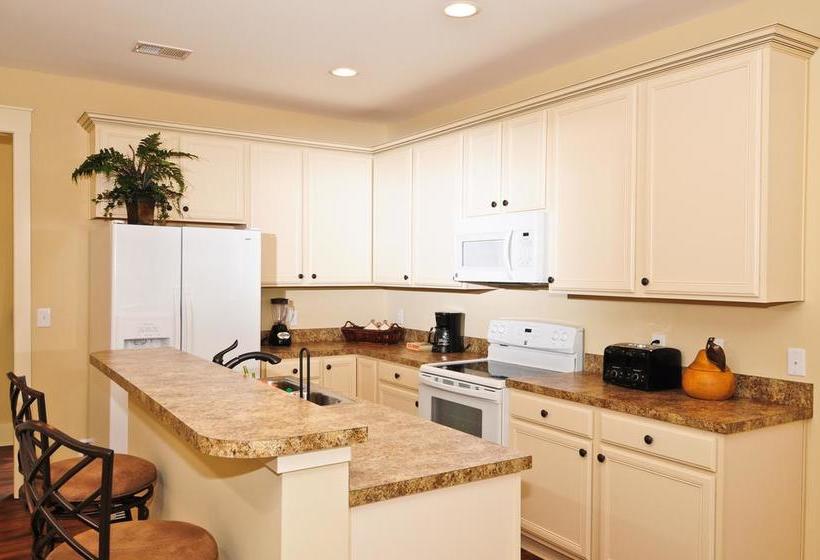 The Cottages At North Beach Plantation