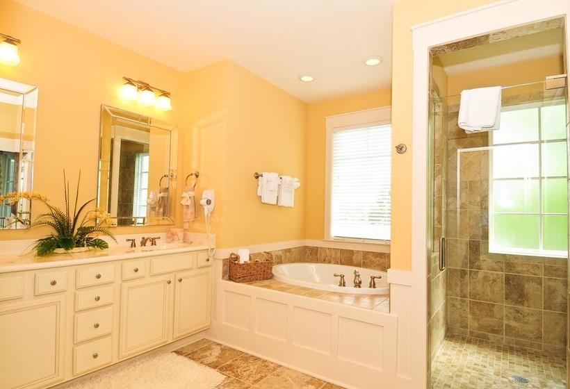 The Cottages At North Beach Plantation