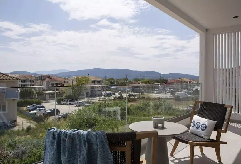 Achillion Suites