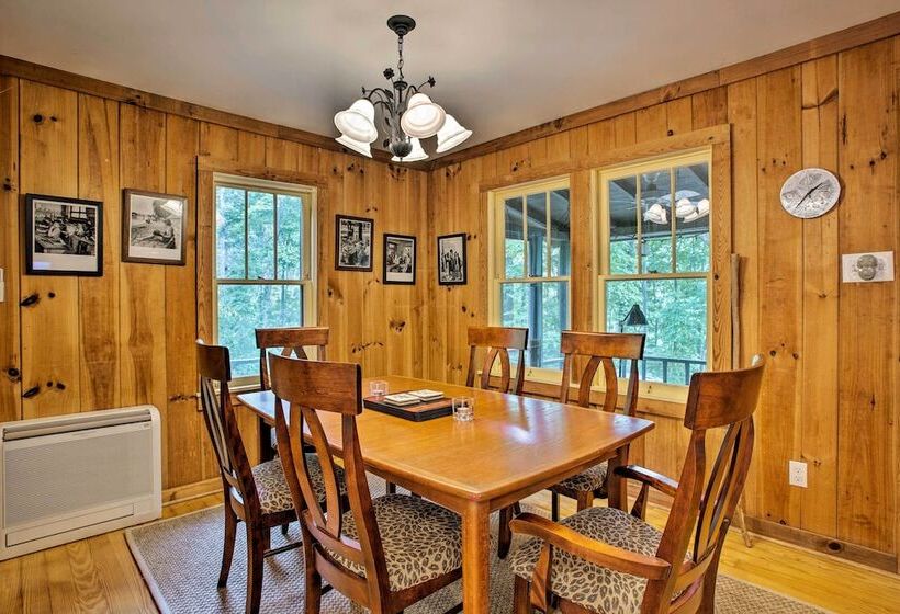 Asheville Area Cabin W/ Fire Pit & Forest Views