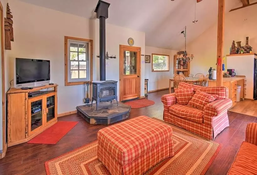 Authentic North Fork Cabin W/ Dock & Private Deck!