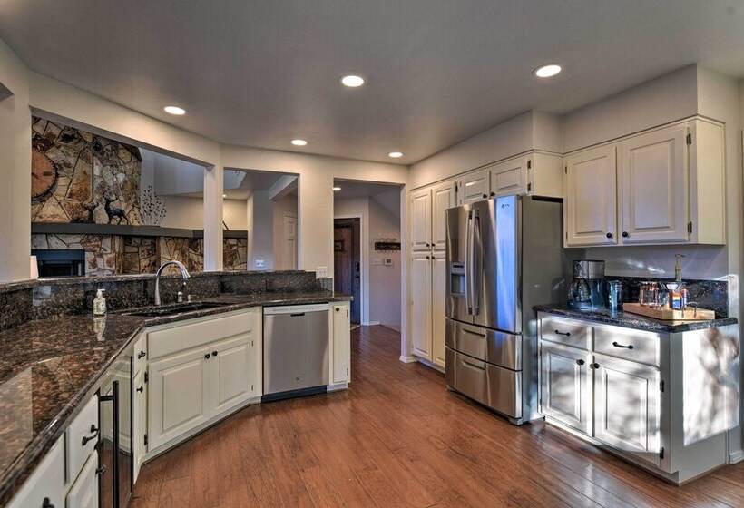 Mountain View Cabin W/ Hot Tub By Continental Golf