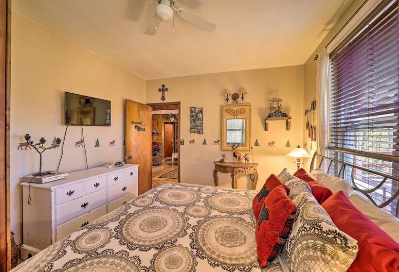 Cattail Creek Escape, 44 Mi To Mt Mitchell!