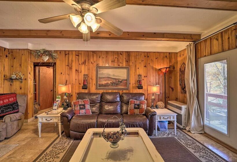 Cattail Creek Escape, 44 Mi To Mt Mitchell!