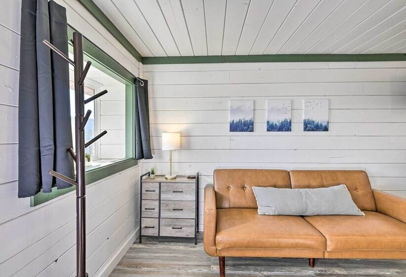 Chic Bayfield Cabin: Hike, Bike, Fish + More!