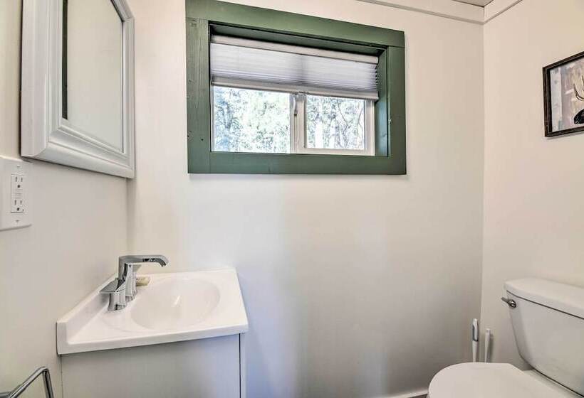 Chic Bayfield Cabin: Hike, Bike, Fish + More!