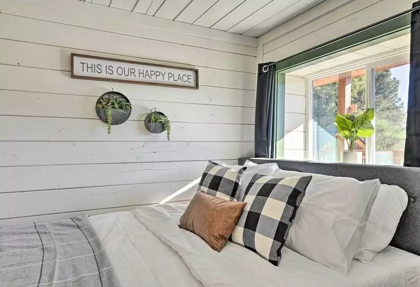 Chic Bayfield Cabin: Hike, Bike, Fish + More!
