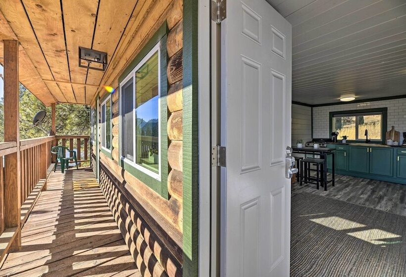 Chic Bayfield Cabin: Hike, Bike, Fish + More!