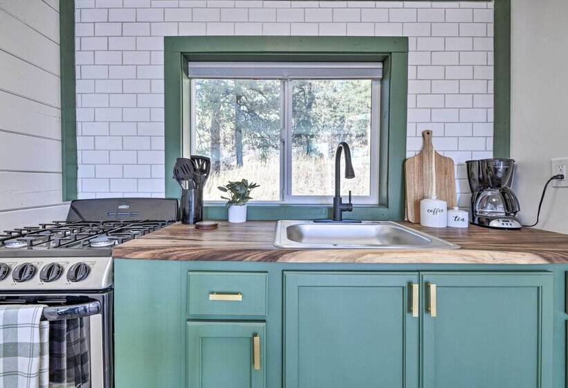 Chic Bayfield Cabin: Hike, Bike, Fish + More!