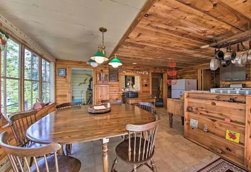 Cozy Cottage On Cat Cove W/ Wraparound Deck!