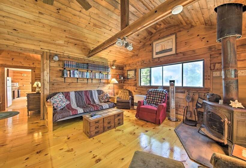 Cozy Cottage On Cat Cove W/ Wraparound Deck!