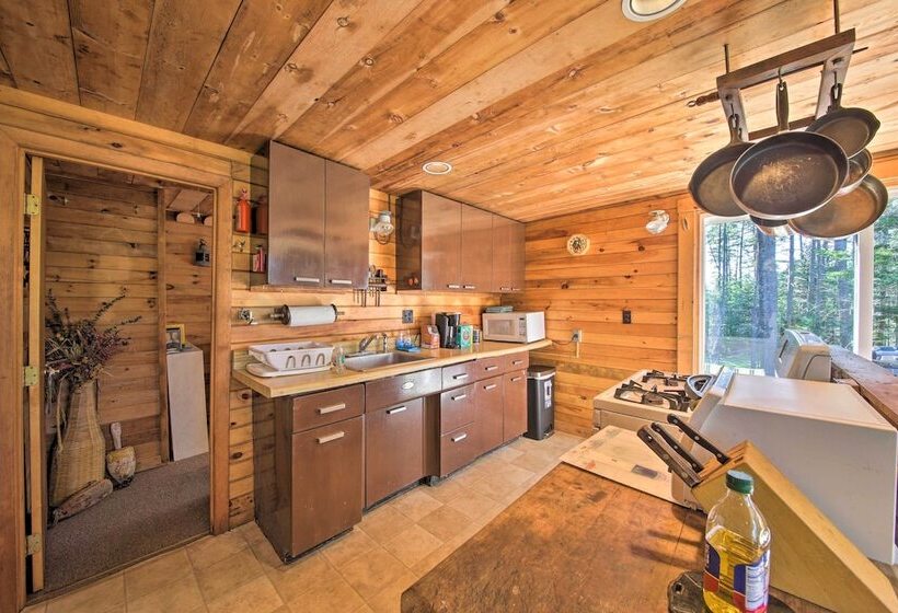 Cozy Cottage On Cat Cove W/ Wraparound Deck!