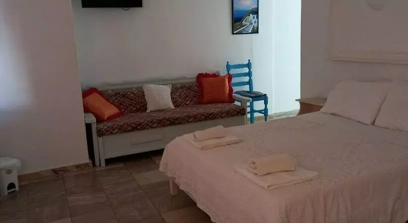 Dimitris Studios