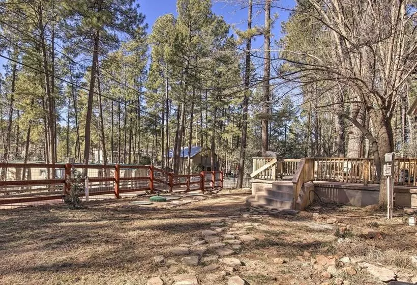 Near Tonto National Forest: Dog Friendly Cabin!