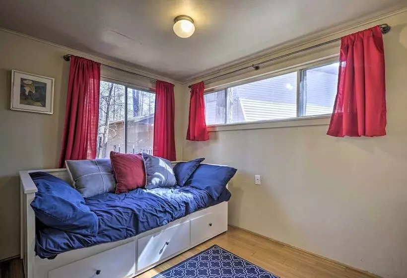 Near Tonto National Forest: Dog Friendly Cabin!