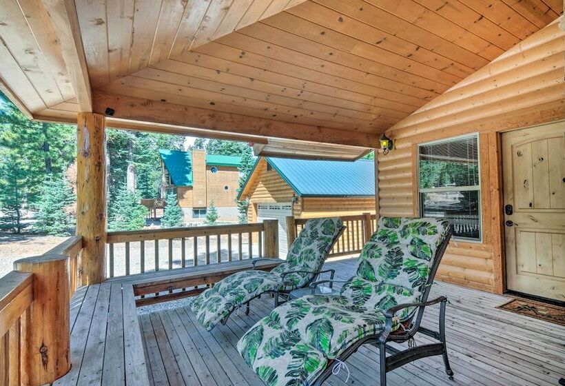 Duck Creek Village Cabin: Hike, Ski, & Bike!