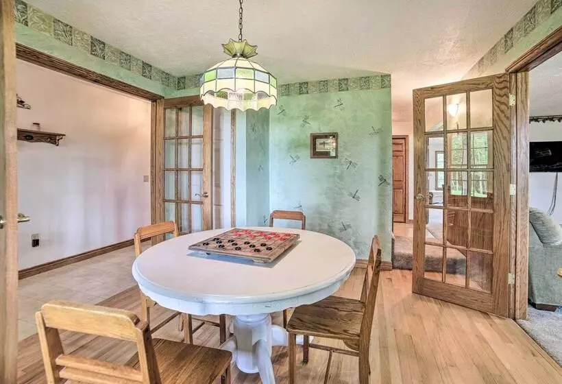 Family Friendly Retreat On Long Noble Lake!