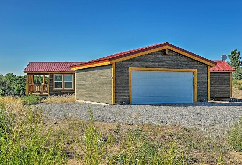 Griffel River Ranch W/ Views An Anglers Dream!