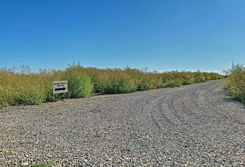 Griffel River Ranch W/ Views   An Anglers Dream!