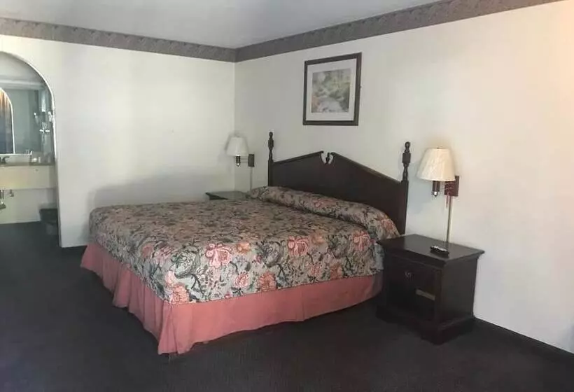 Hotelli Executive Inn & Suites
