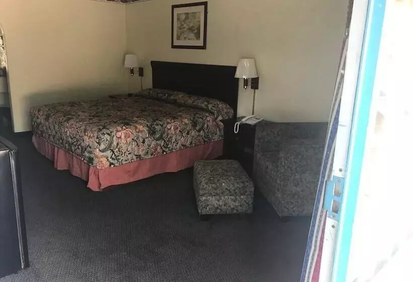 Hotelli Executive Inn & Suites