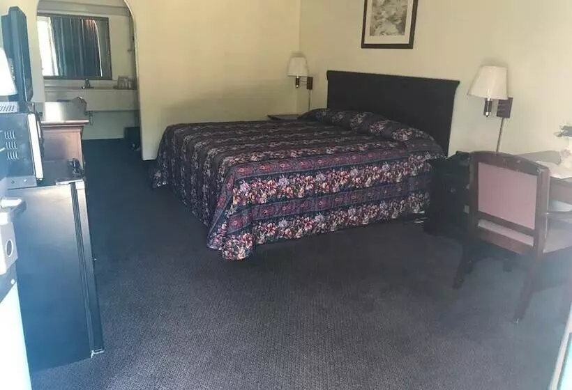 Hotelli Executive Inn & Suites