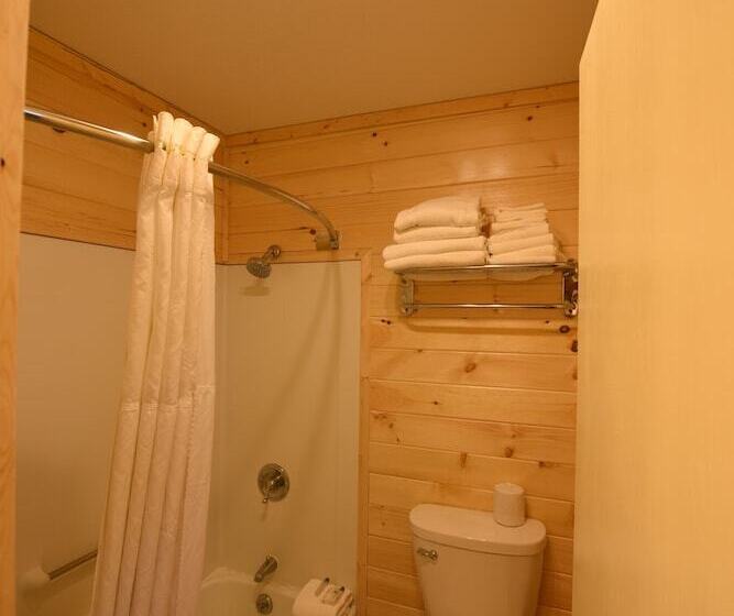 Blue Water Beachfront Hotel & Waterpark