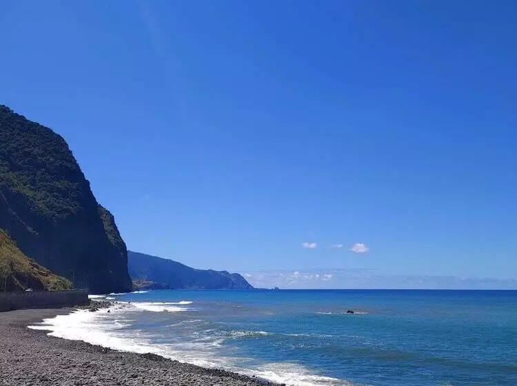 Hotelli Mediterrâneo Madeira