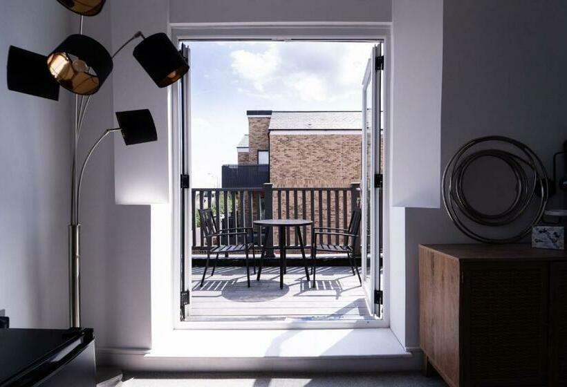 فندق Woodman Pub