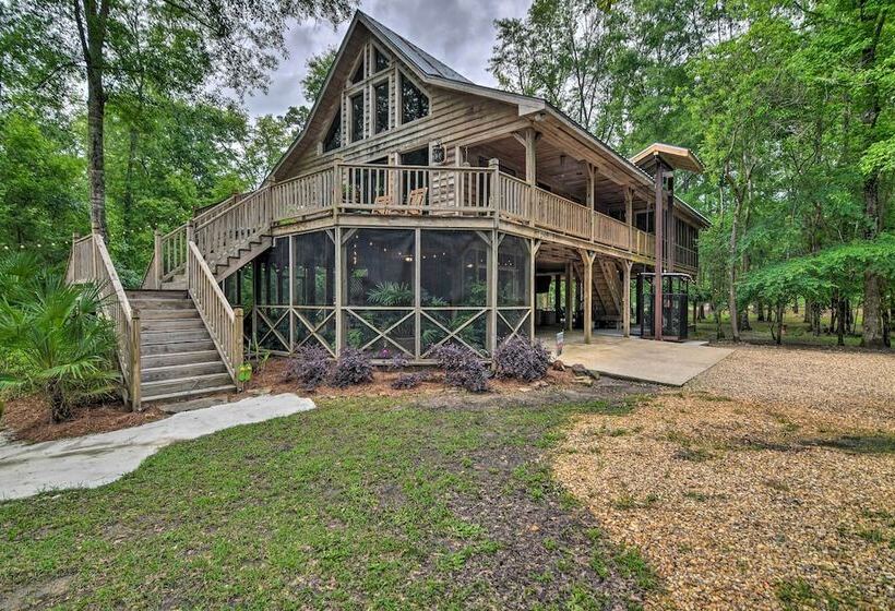 Riverfront Cabin W/ Outdoor Oasis In Seminary!