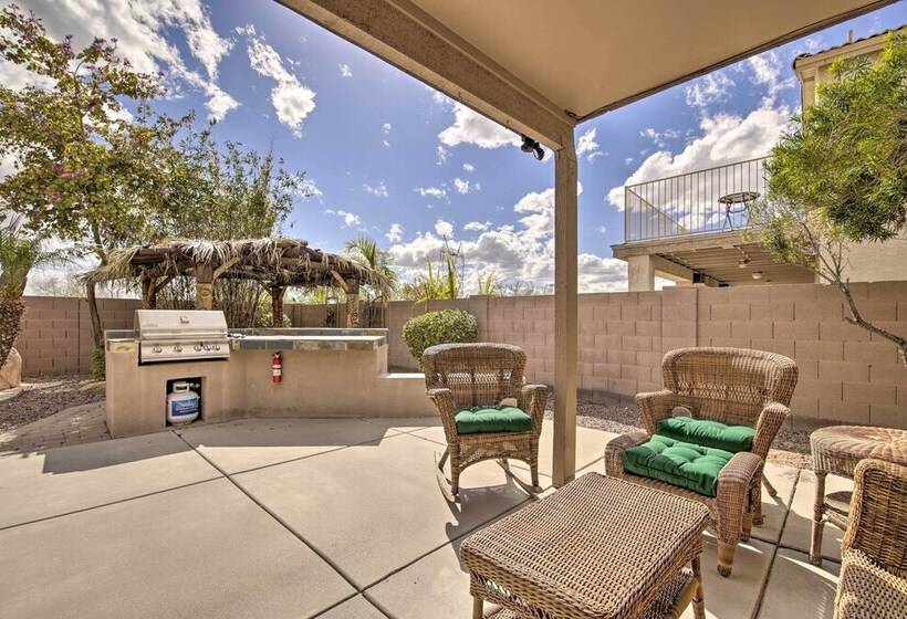 Mesa Oasis: Private Pool W/ Slide & Game Room!