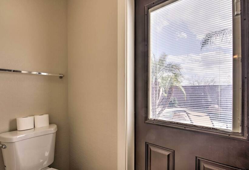 Mesa Oasis: Private Pool W/ Slide & Game Room!