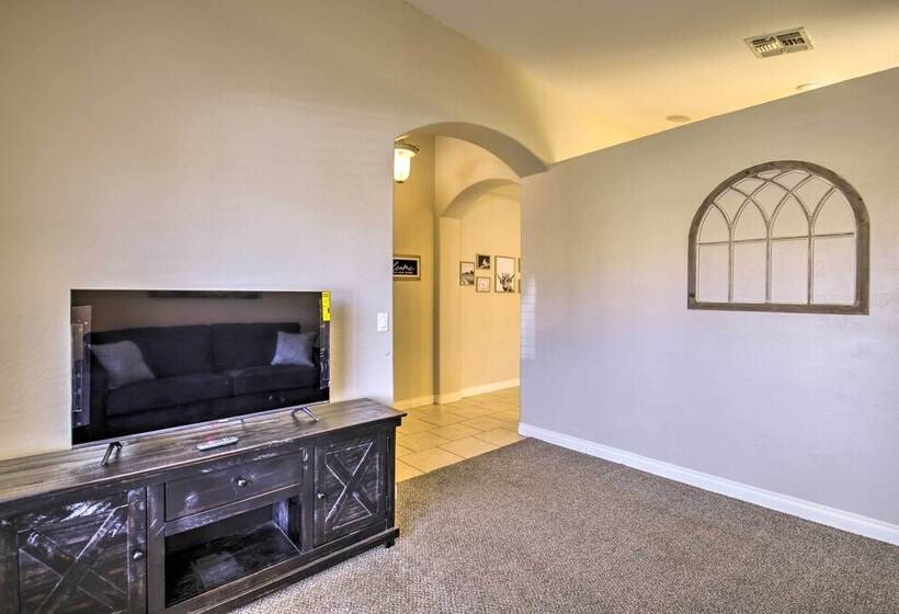 Mesa Oasis: Private Pool W/ Slide & Game Room!