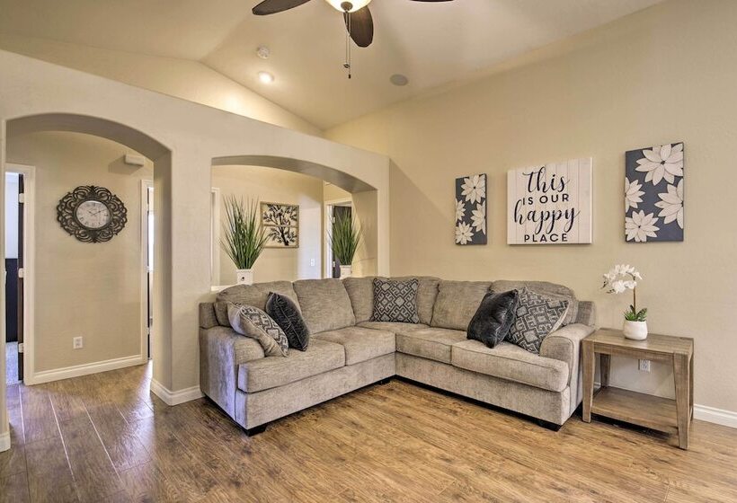 Mesa Oasis: Private Pool W/ Slide & Game Room!